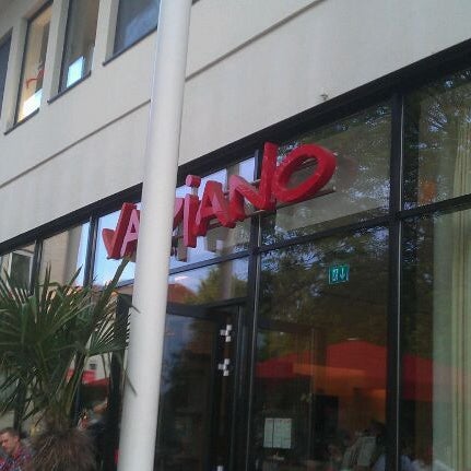 Photo taken at Vapiano by Massimo C. on 5/21/2012