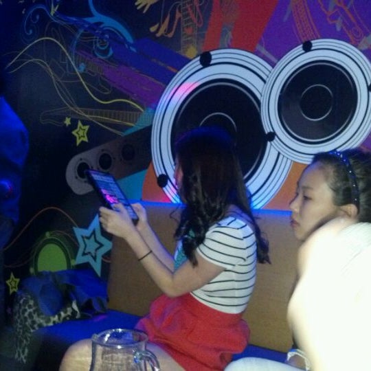 Photo taken at 5 Bar Karaoke &amp; Lounge by Moses C. on 5/19/2012