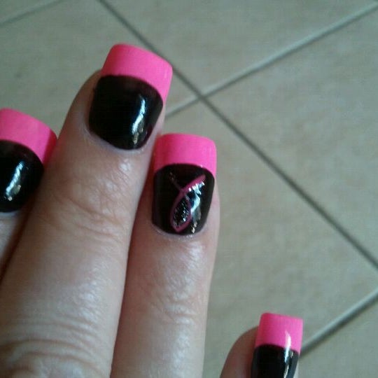 Ultimate Nails & Spa Pinellas Park, FL