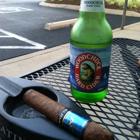 Photo taken at Crown Cigars and Ales by Rich H. on 8/18/2011