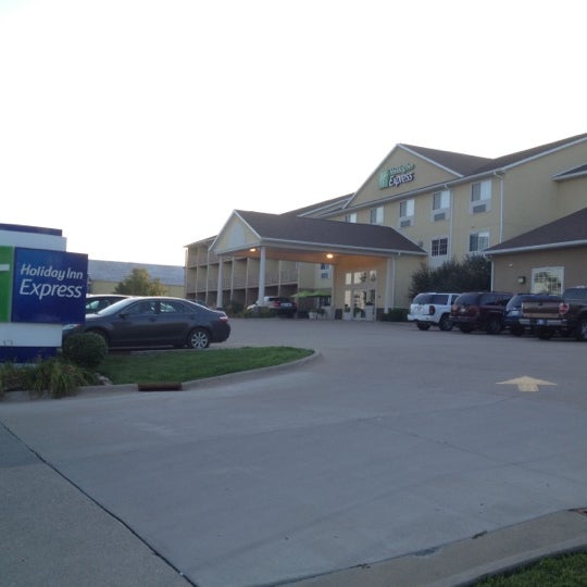 Holiday Inn Express Le Claire RiverfrontDavenport LeClaire, IA