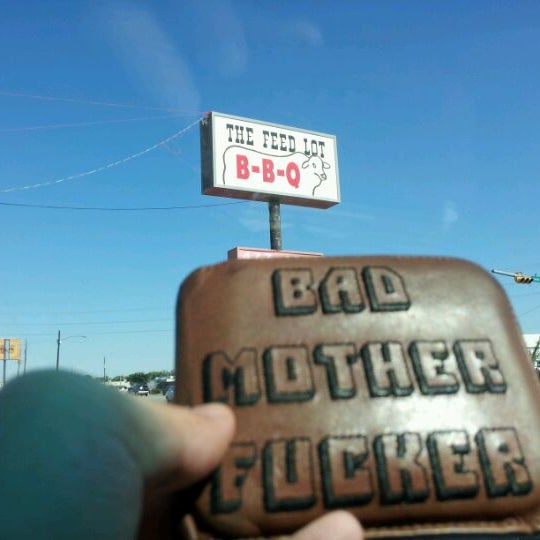 Feed lot. Фидлот сша. Откормочная кондиция лошадей. Feedlot изображение. Cattle feedlots.