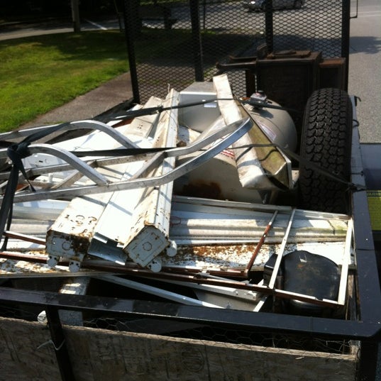 Shannon Motors Johnston 43 ziyaretçidan 2 tavsiye