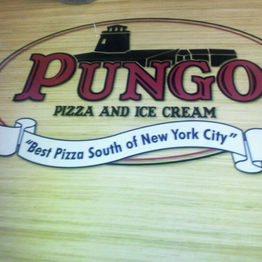 Foto scattata a Pungo Pizza da Jose V. il 7/14/2012