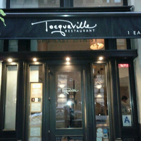 Foto diambil di Tocqueville Restaurant oleh Fred W. pada 9/24/2011