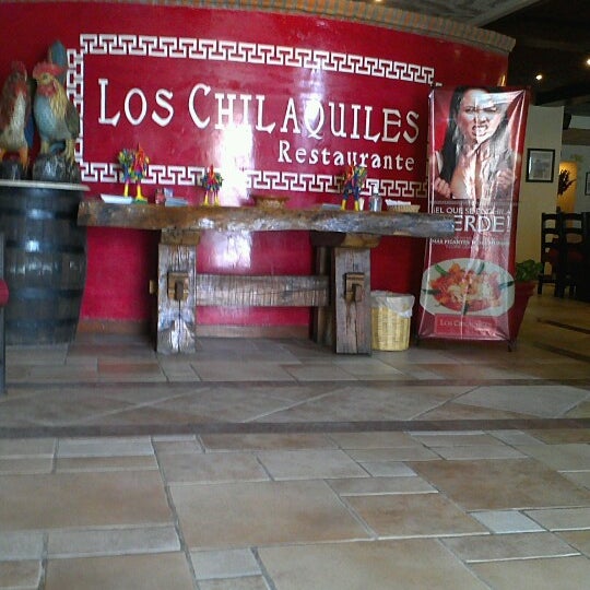 Foto diambil di Los Chilaquiles oleh Alejandro D. pada 6/28/2012