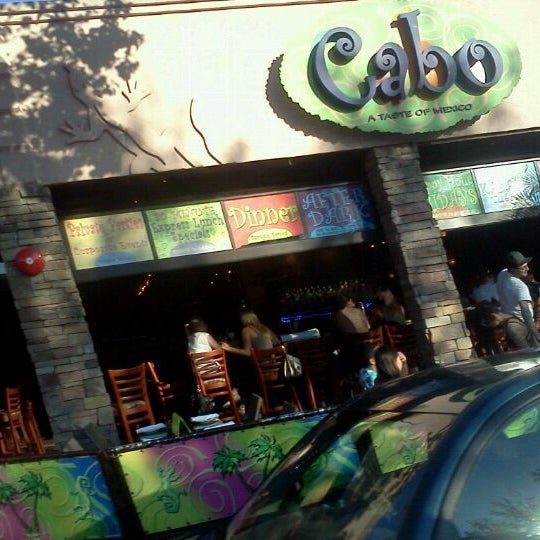 รูปภาพถ่ายที่ Cabo โดย Edd_Love เมื่อ 10/9/2011