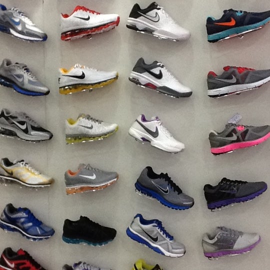 Projeto muda Torre Eiffel para dentro do parque Lago Azul - Cidade Azul  Notícias