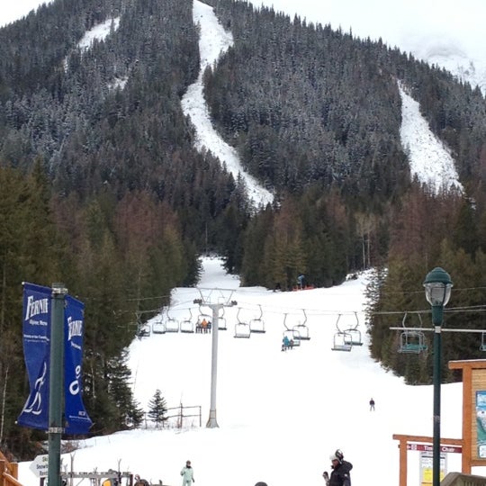 12/25/2011 tarihinde Cathy H.ziyaretçi tarafından Fernie Alpine Resort'de çekilen fotoğraf