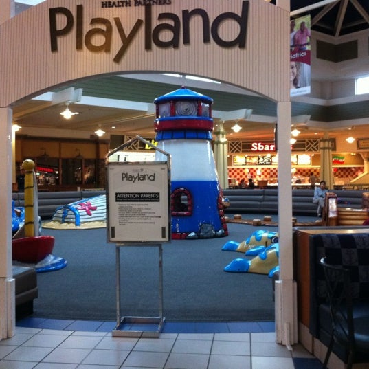 Great mall - love the play area for my son.