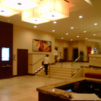 Foto tomada en Ottawa Marriott Hotel  por Lisa B. el 9/16/2011