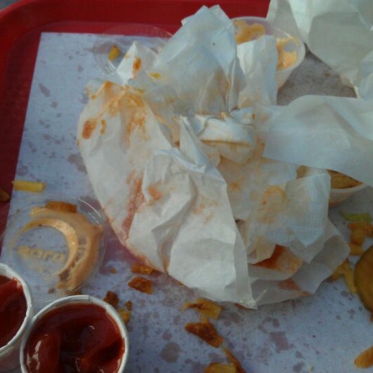 Photo taken at D. Lish&#39;s Great Hamburgers by Tom P. on 1/24/2012