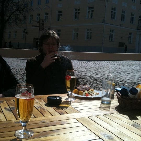 Das Foto wurde bei Lõvisüdame kohvik von Ineta O. am 4/25/2012 aufgenommen