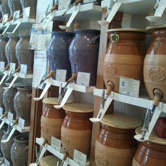 Vom Fass Deli Bodega In Wahring