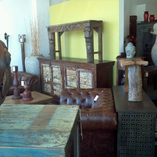 Photo taken at Home Design Store @ Coral Gables, Fl by Paolo on 9/15/2011