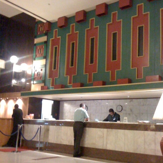 รูปภาพถ่ายที่ Hilton Addis Ababa โดย Jun Miguel L. เมื่อ 11/20/2011