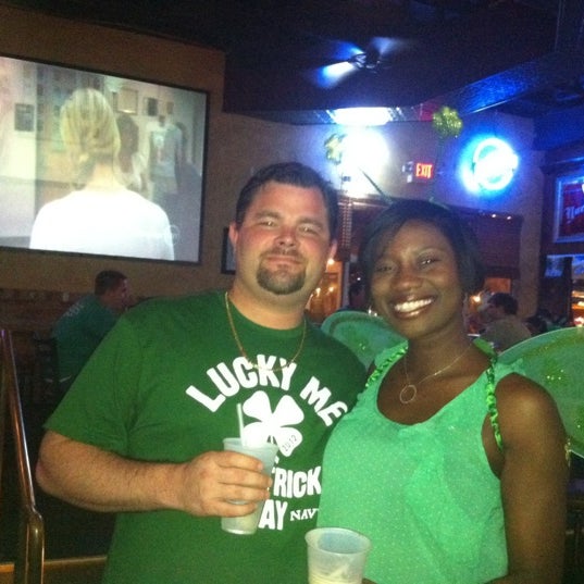 Photo taken at Bru&#39;s Room Sports Grill - Delray Beach by Roy B. on 3/31/2012