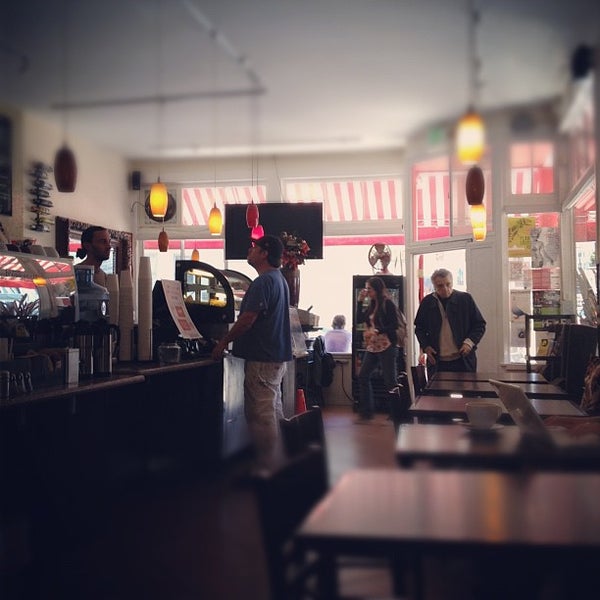 7/6/2012にTatsuhiko M.がCafe Capriccioで撮った写真