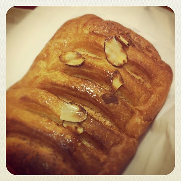 Bread Basket Bakery in Hamden