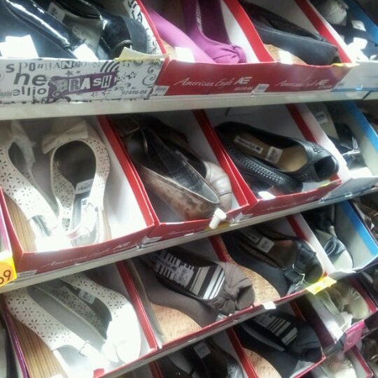 The nearest store payless shoes