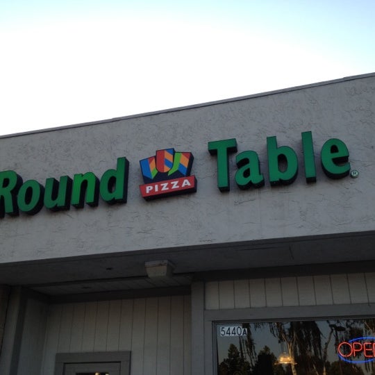 Round Table Place In, Round Table Santa Teresa Snell