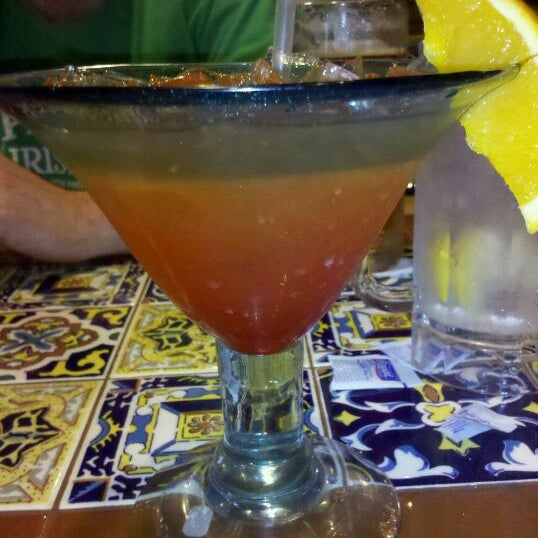 Photo taken at Chili&#39;s Grill &amp; Bar by Jessica B. on 3/18/2012