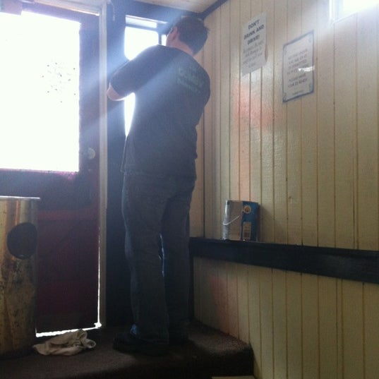 4/23/2012에 Troy M.님이 Rumpy&#39;s Tavern에서 찍은 사진