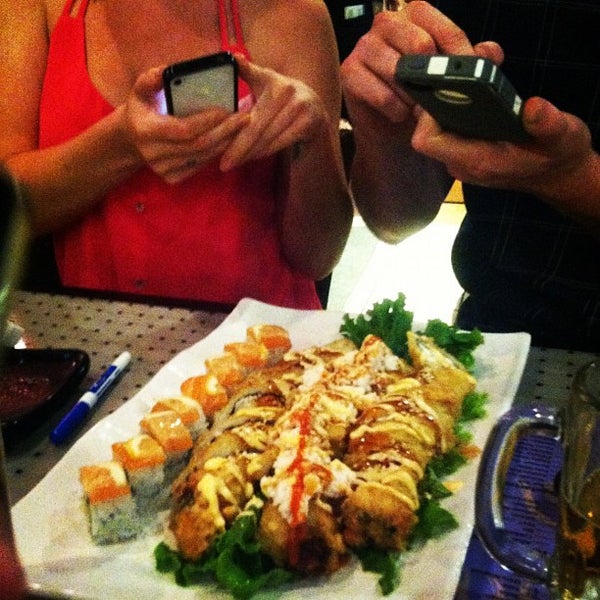 6/9/2012 tarihinde Jenny B.ziyaretçi tarafından Sushi 88 &amp; Ramen'de çekilen fotoğraf