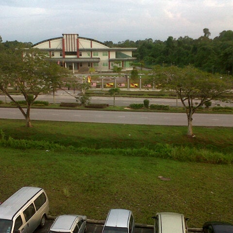 Unimas University