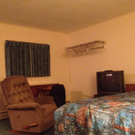 Photos At River Bank Motel Cabins 1 Tip