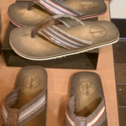 clarks shoes southpark mall