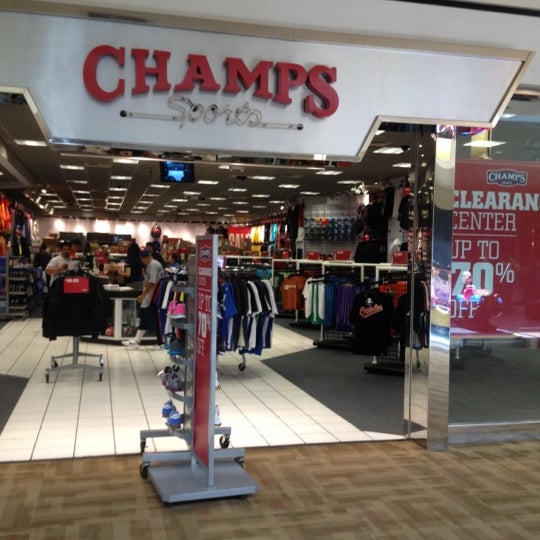 Puente hills hotsell mall shoe stores