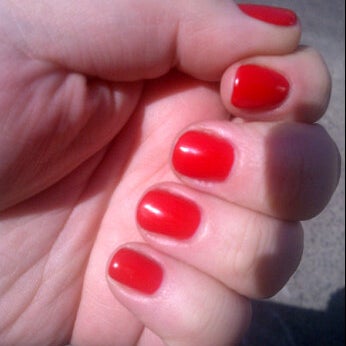 Need perfect nails? Check out Glaze for her stellar manis/pedis annnnd AMAZING SHELLAC!