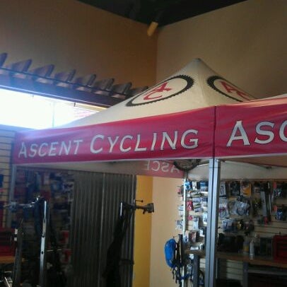 6/4/2012에 Braden C.님이 Ascent Cycling에서 찍은 사진