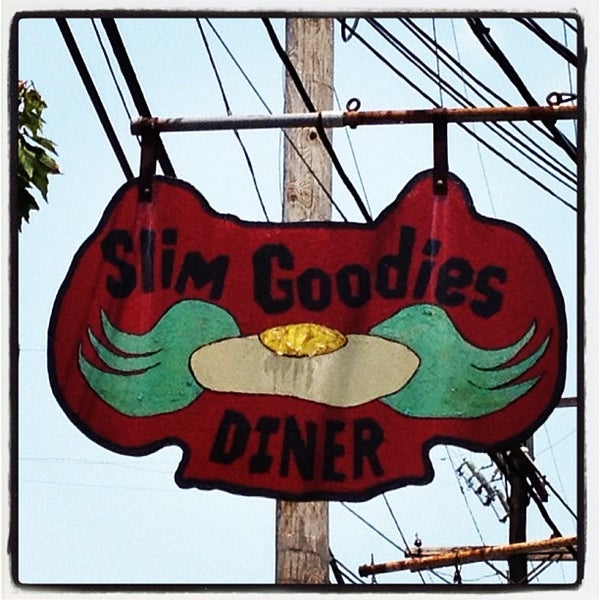 5/26/2012 tarihinde Anthony T.ziyaretçi tarafından Slim Goodies Diner'de çekilen fotoğraf