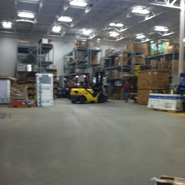 Lowe's Home Improvement Hardware Store in Southington