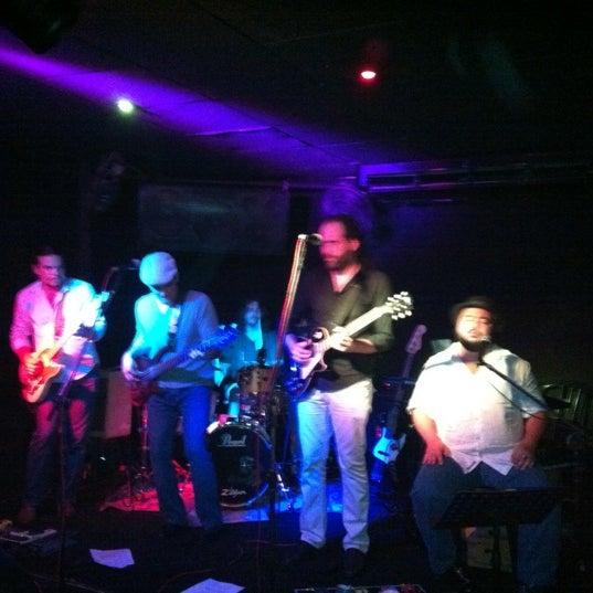 Photo taken at Gate&#39;s Pub by Alessandro S. on 5/5/2012