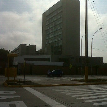 Photo taken at Edificio N - Complejo Felipe Mac Gregor by Antonio C. on 5/6/2012