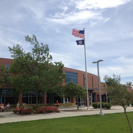 Papillion La Vista South High School 10 tips from 557 visitors