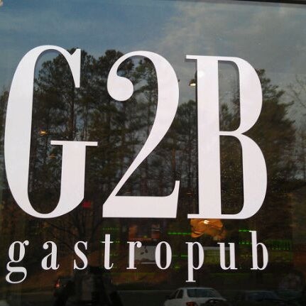 Foto scattata a G2B Gastropub da Durhamfoodie il 2/22/2012