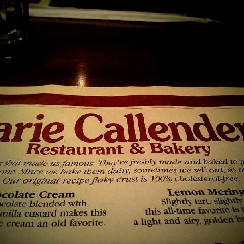 Photo taken at Marie Callender&#39;s by Jme on 11/28/2011