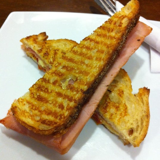 Gourmet ham, cheese & tomato sandwich with white truffle oil
