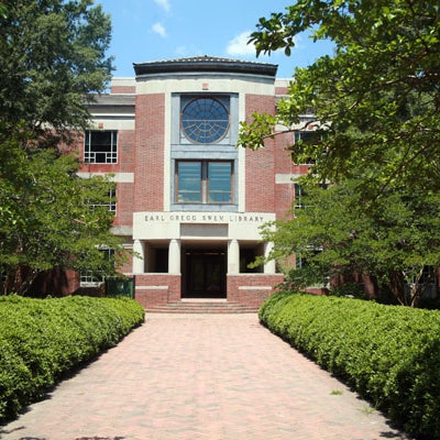 Earl Gregg Swem Library 400 Landrum Dr