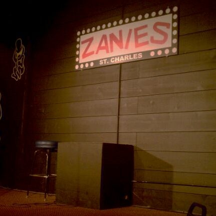 Foto scattata a Zanies Comedy Club da Rob il 9/25/2011