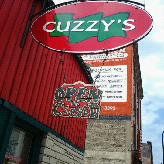 Photo taken at Cuzzy&#39;s Grill &amp; Bar by LeFreak on 6/4/2012