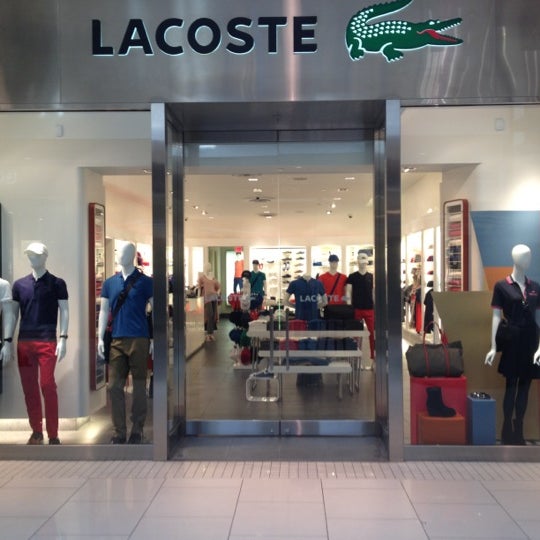 Lacoste - visitors