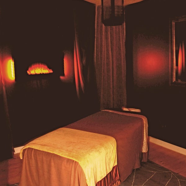 Pic of one of the massage rooms