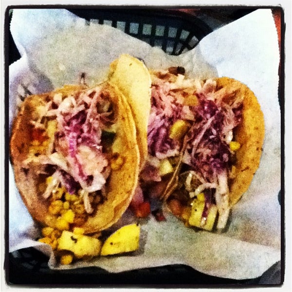 Снимок сделан в Juan&#39;s Flying Burrito пользователем Adam D. 2/22/2012