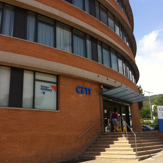 Das Foto wurde bei CETT Tourism &amp; Hospitality Education/Research von Joan am 8/29/2012 aufgenommen