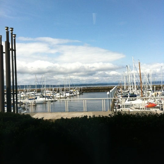 5/5/2012 tarihinde Jennie C.ziyaretçi tarafından Seattle Sailing Club'de çekilen fotoğraf